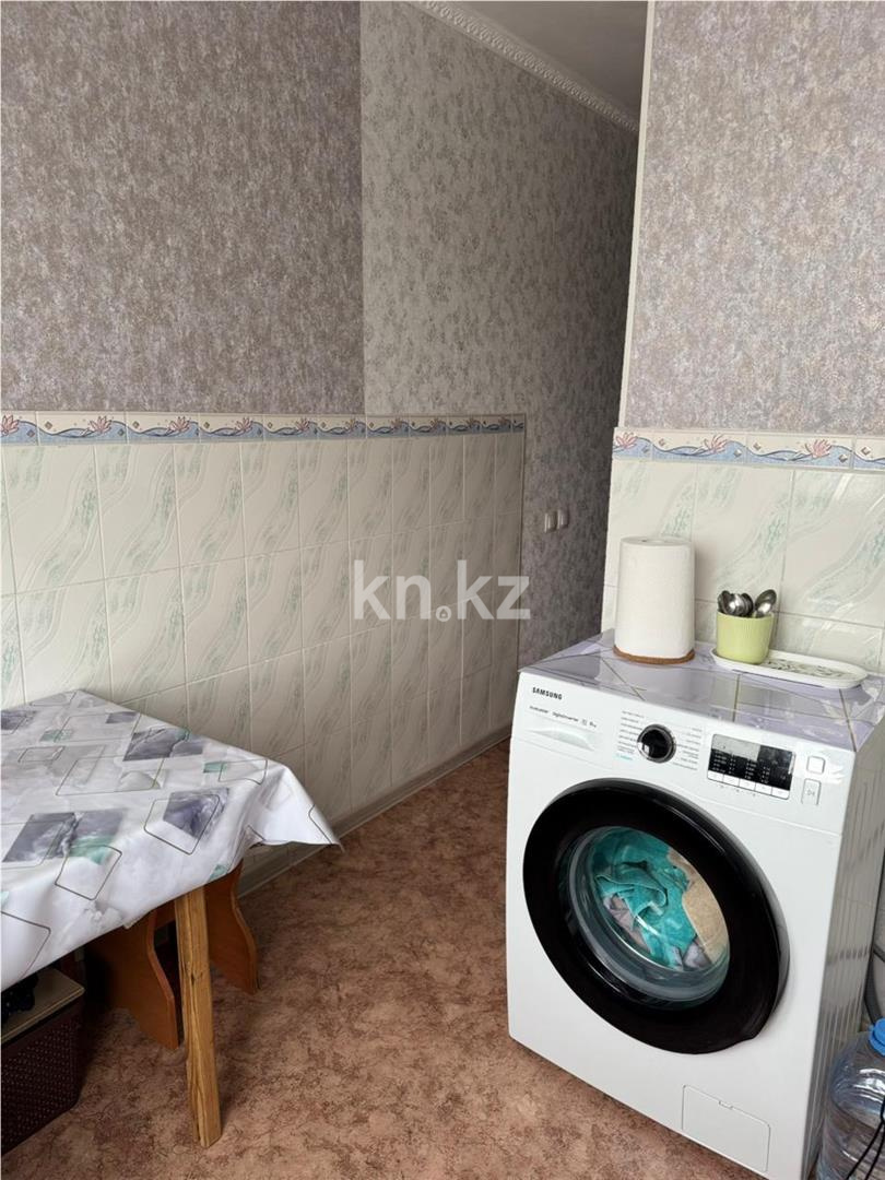 Продажа 2-комнатной квартиры, 47 м², мкр-н 18 в Караганде - фото 8