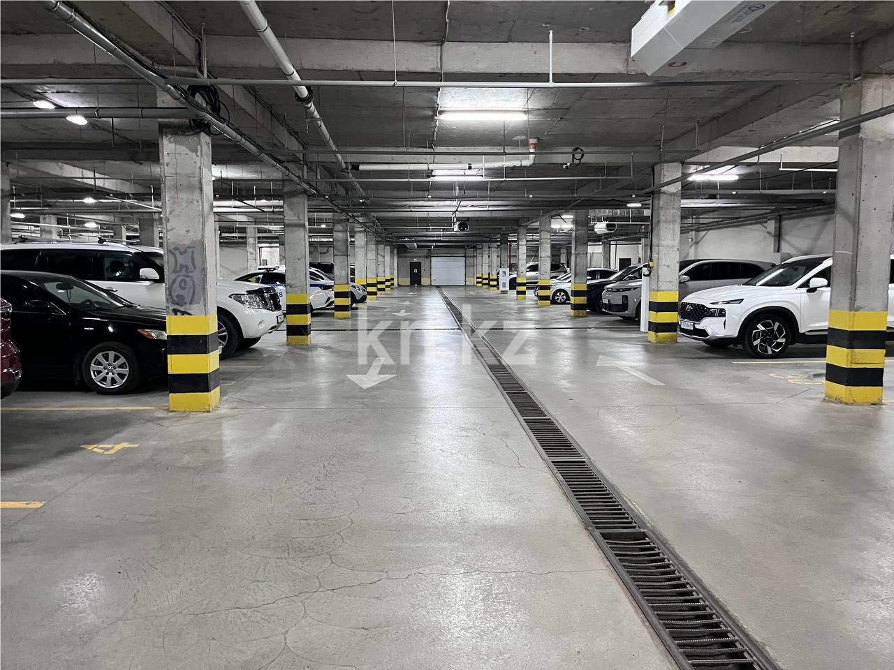 Продажа 4-комнатной квартиры, 107 м², пр. Шахтеров в Караганде - фото 38