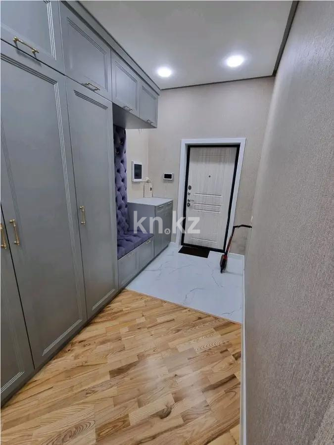Продажа 4-комнатной квартиры, 150 м², бул. Бухар Жырау, дом  35 в Алматы - фото 3