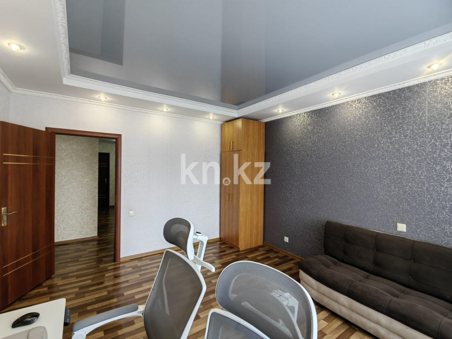 Продажа 4-комнатной квартиры, 122 м², пр. Республики, дом  40 в Караганде - фото 11