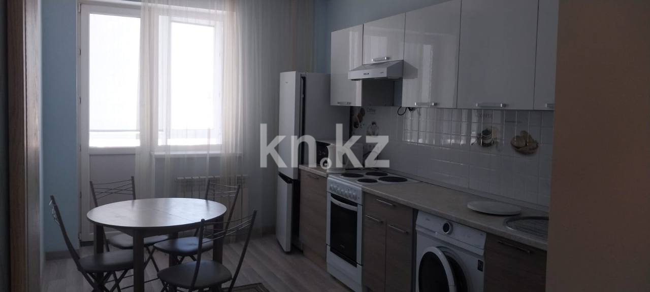 Аренда 2-комнатной квартиры, 62 м² в Астане