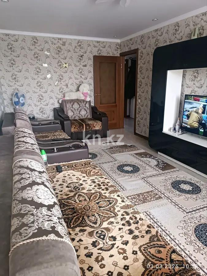 Продажа 3-комнатной квартиры, 82 м², 23 мкр., дом  12 в Караганде