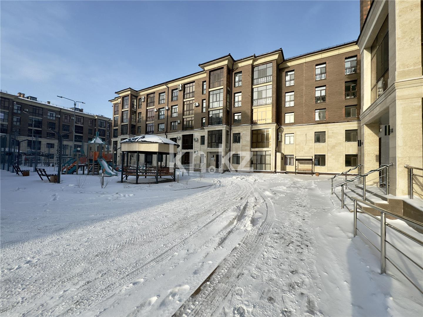 Продажа 3-комнатной квартиры, 87 м², ул. Жанибекова, дом  53 в Караганде - фото 20