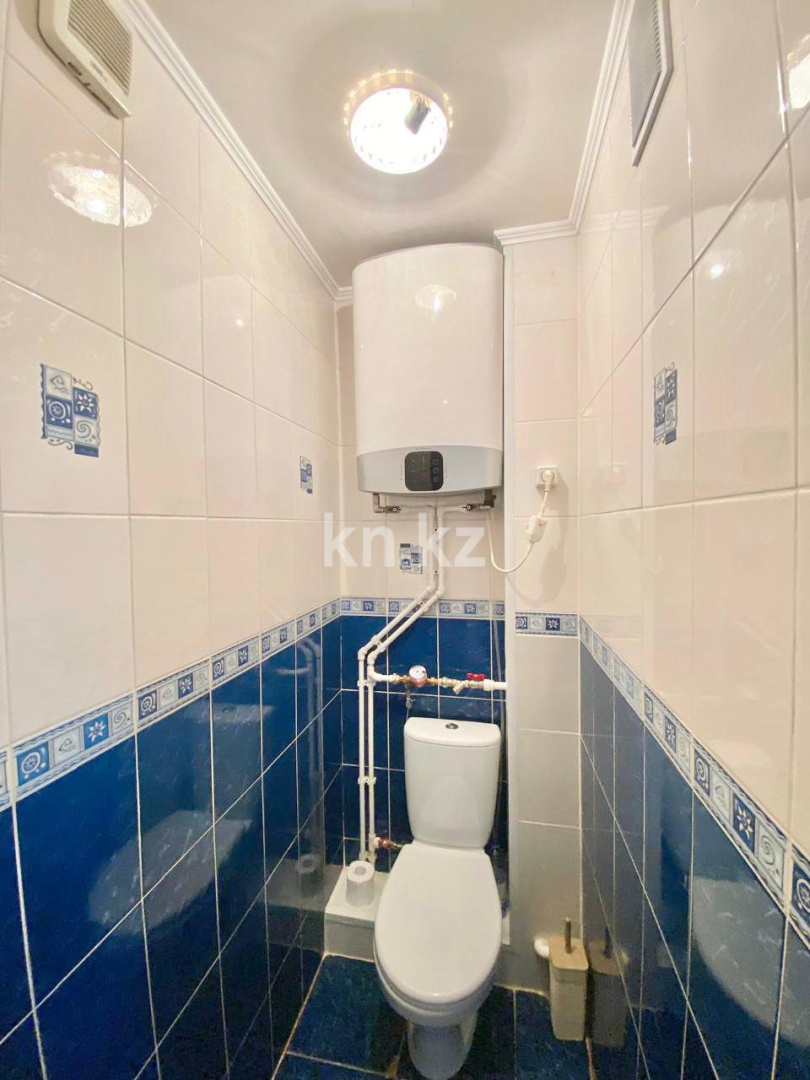 Продажа 2-комнатной квартиры, 52 м², пр. Шахтеров в Караганде - фото 12