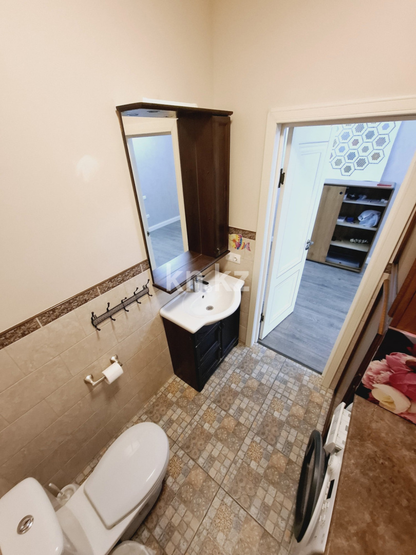 Аренда 3-комнатной квартиры, 130 м² в Алматы - фото 19