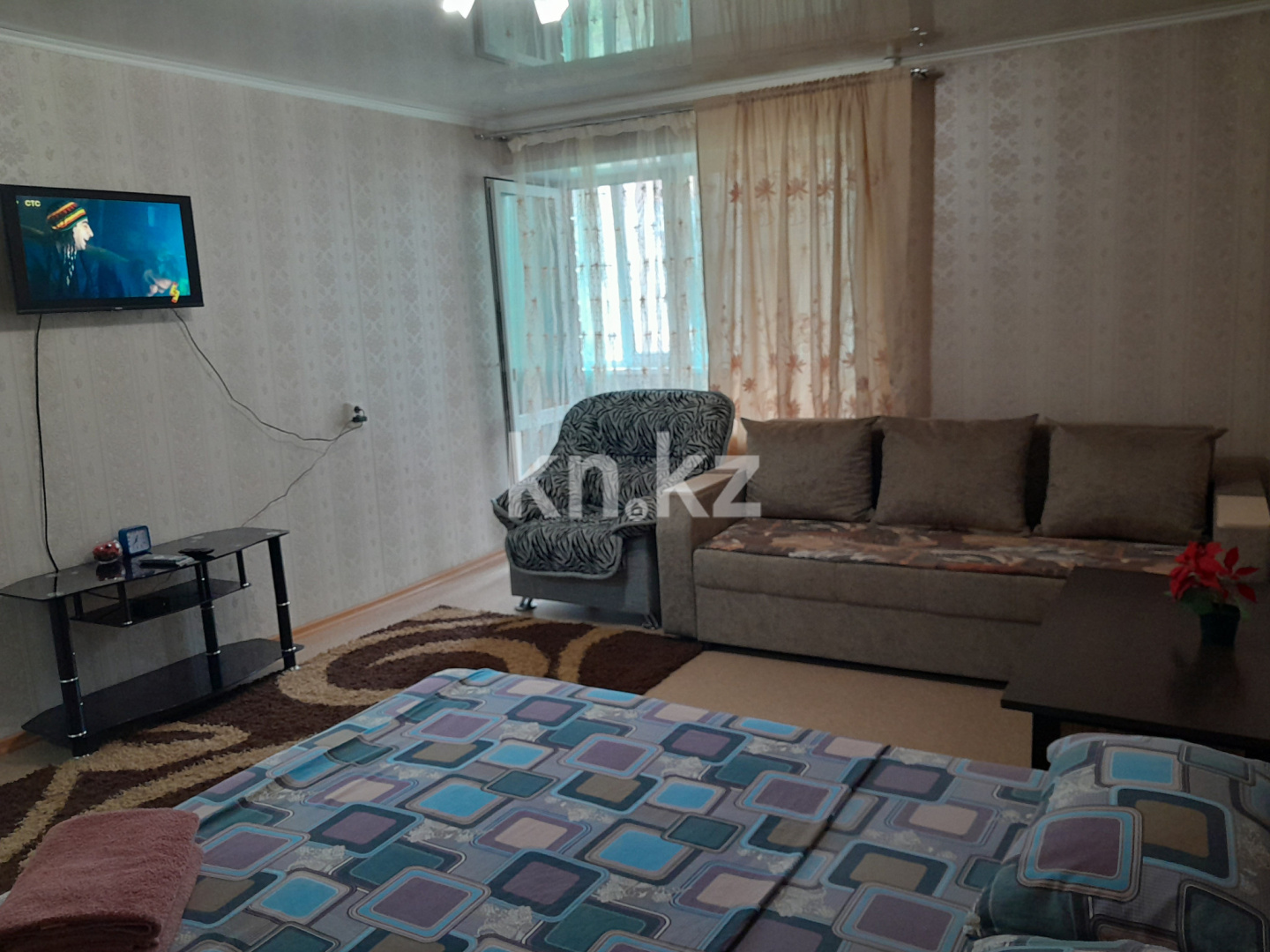 Аренда 1-комнатной квартиры посуточно, 32 м², Красина, дом  11 в Усть-Каменогорске