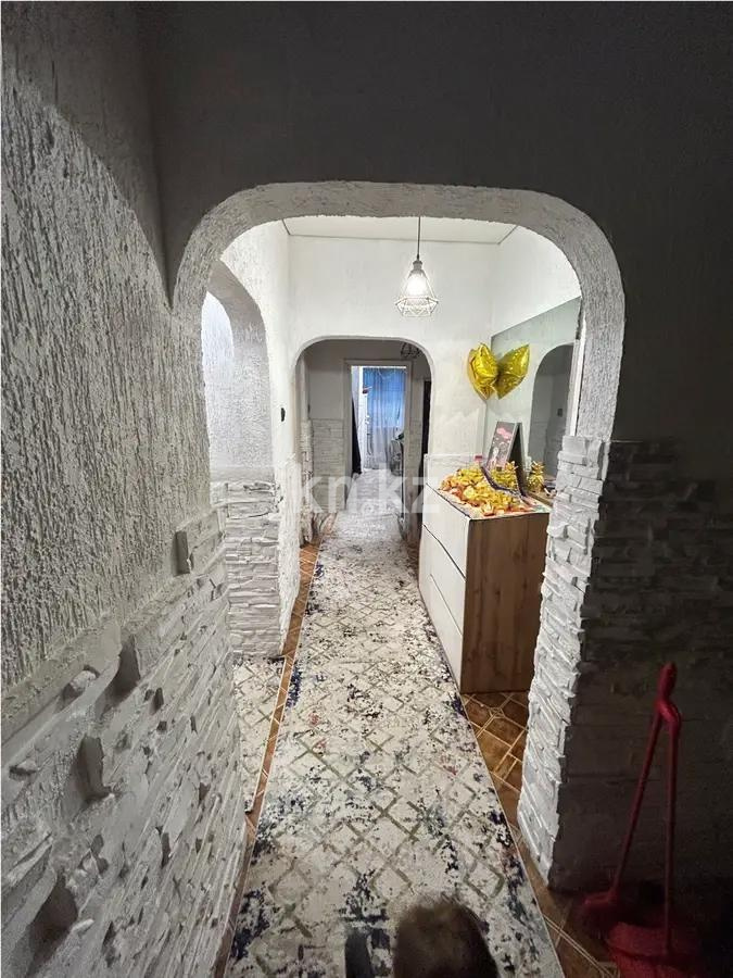 Продажа 4-комнатной квартиры, 66 м², ул. Толе би, дом  221 в Алматы - фото 5