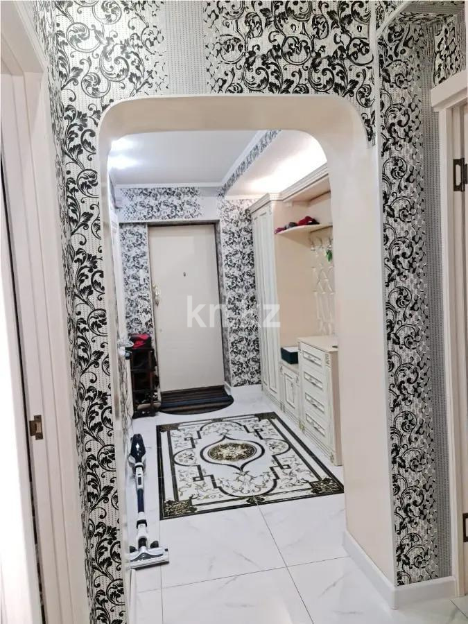 Продажа 3-комнатной квартиры, 68 м², ул. Омарова, дом  83 в Алматы - фото 5