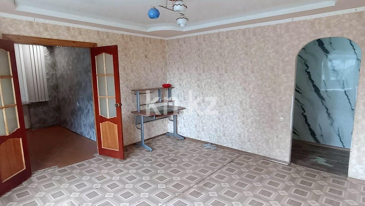 Продажа 3-комнатной квартиры, 56 м², ул. 6-й мик-н в Темиртау - фото 3