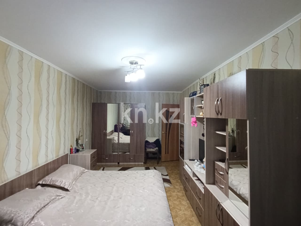 Продажа 3-комнатной квартиры, 62 м², 14 мкр., дом  4А в Караганде - фото 3