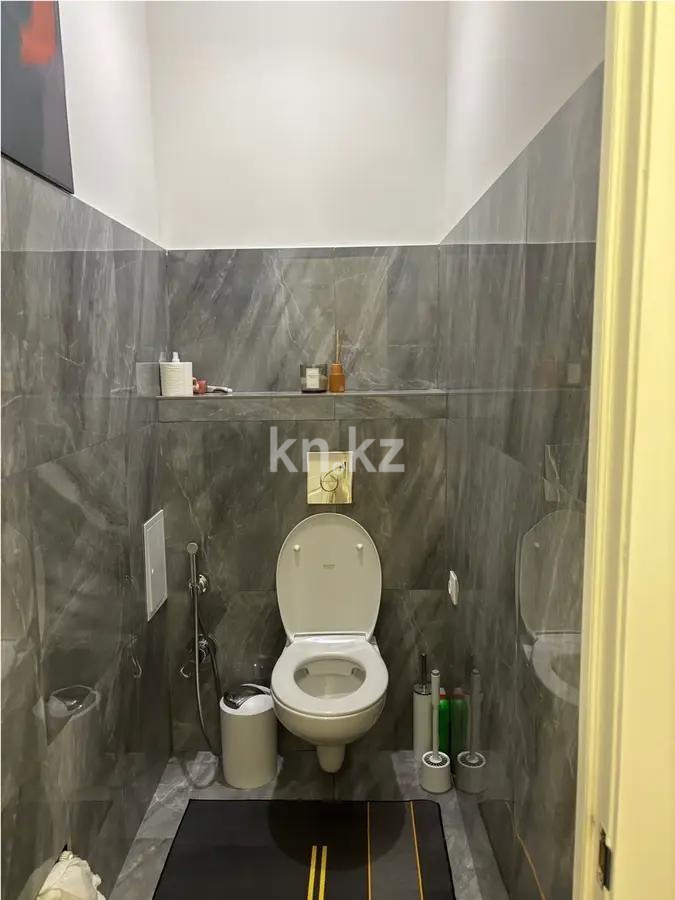 Продажа 2-комнатной квартиры, 65 м², ул. Бухар жырау, дом  34/2 в Астане - фото 4