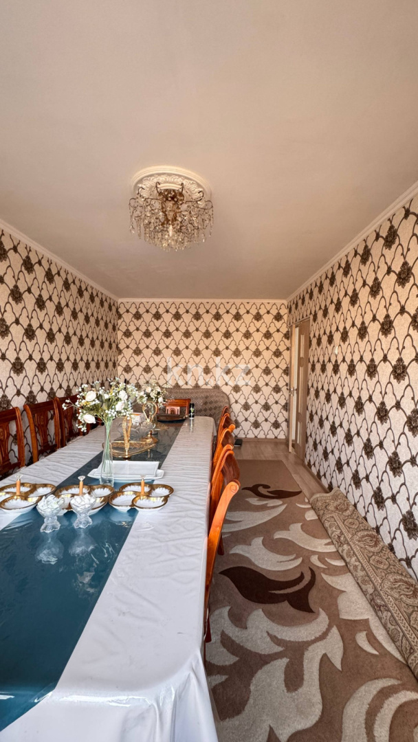 Продажа 4-комнатной квартиры, 76.2 м², Самал, дом  16 в Таразе