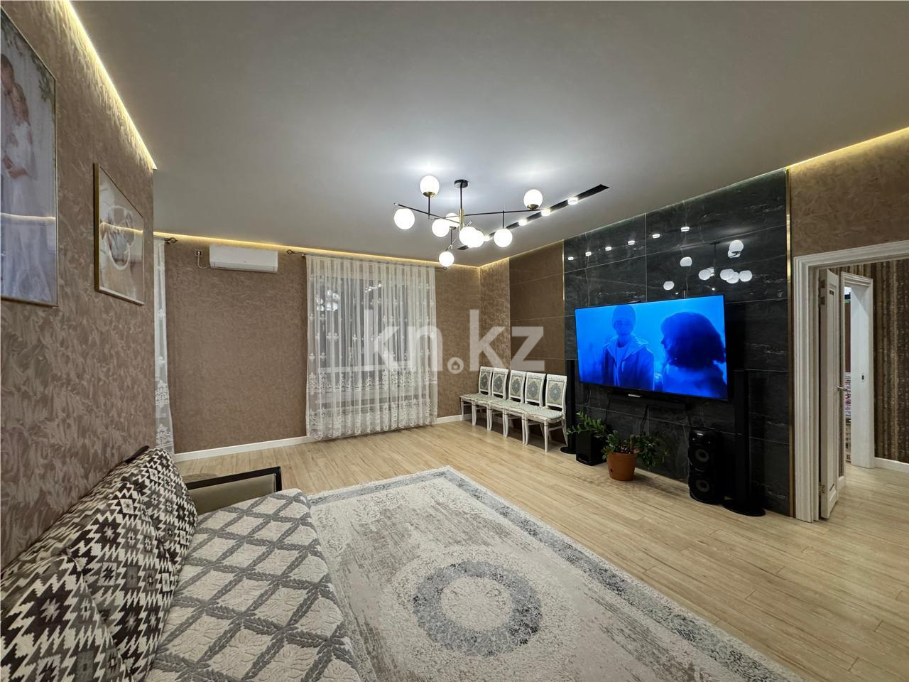 Продажа 5-комнатной квартиры, 140.2 м² в Астане - фото 3