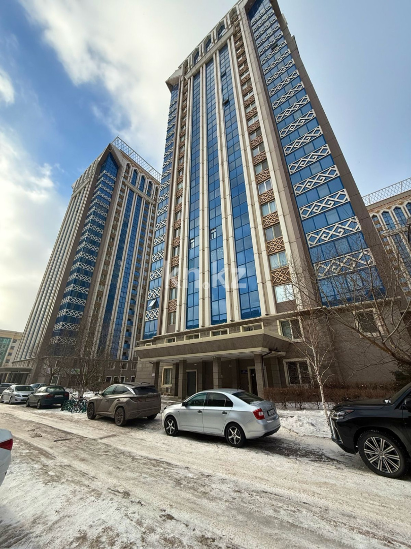 Продажа 4-комнатной квартиры, 106 м², ул. Куанышбаева, дом  9/2 в Астане - фото 40