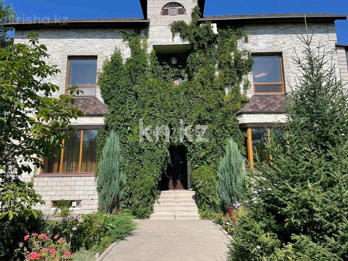 Продажа 10-комнатного дома, 560 м², ул. Байсеитовой в Темиртау