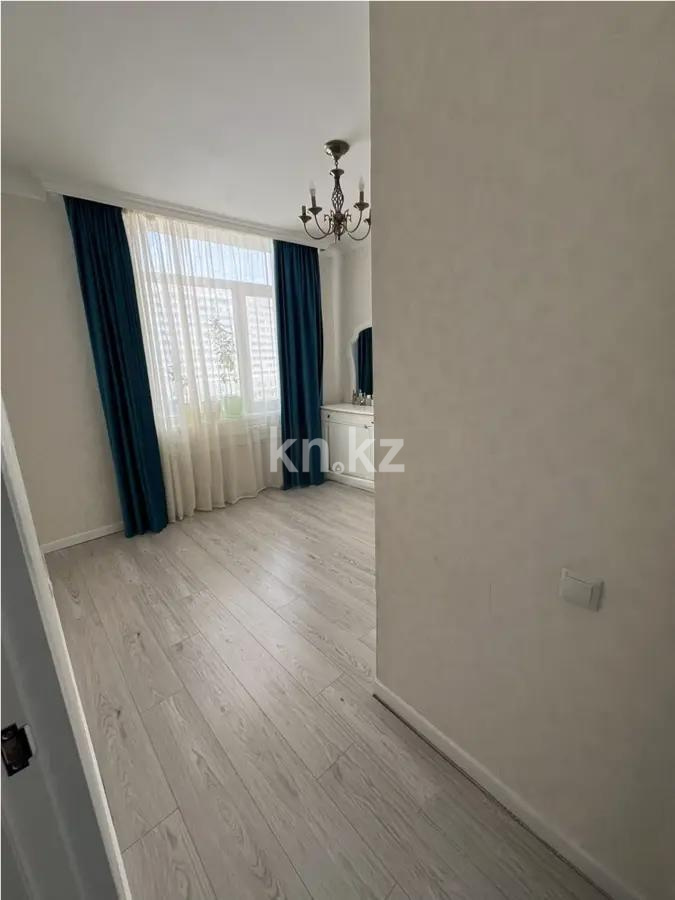 Продажа 5-комнатной квартиры, 92.5 м² в Астане - фото 3