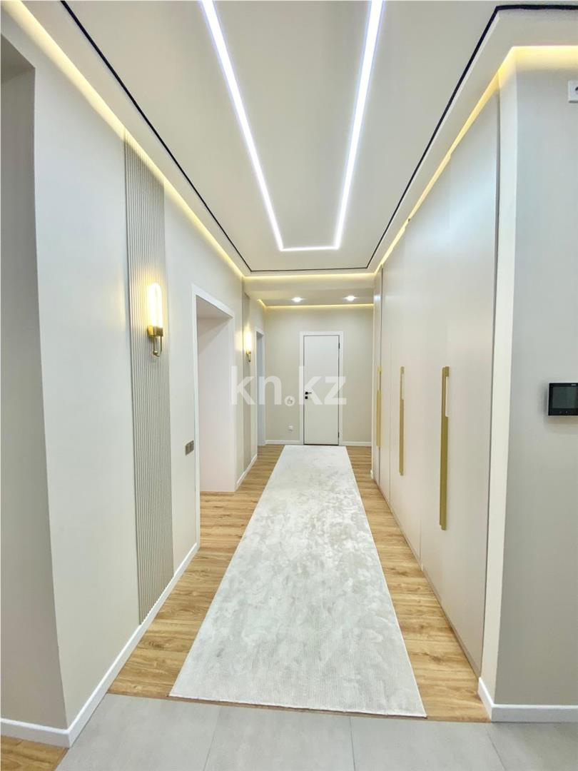 Продажа 3-комнатной квартиры, 103 м², ул. Момышулы в Караганде - фото 13