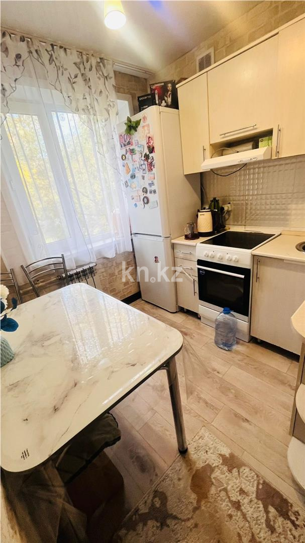 Продажа 4-комнатной квартиры, 62 м², мкр-н 16 в Караганде - фото 18