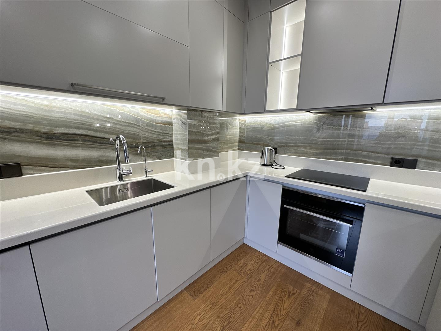 Продажа 4-комнатной квартиры, 105 м², мкр-н Степной-3 в Караганде - фото 3