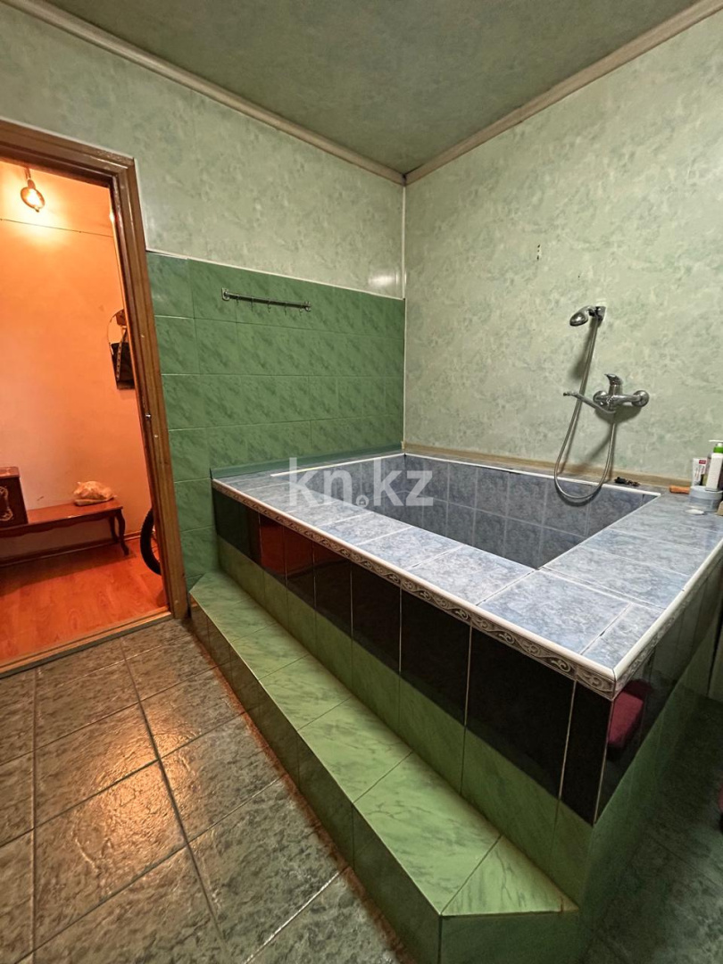 Продажа 1-комнатной квартиры, 45 м² в Усть-Каменогорске - фото 8