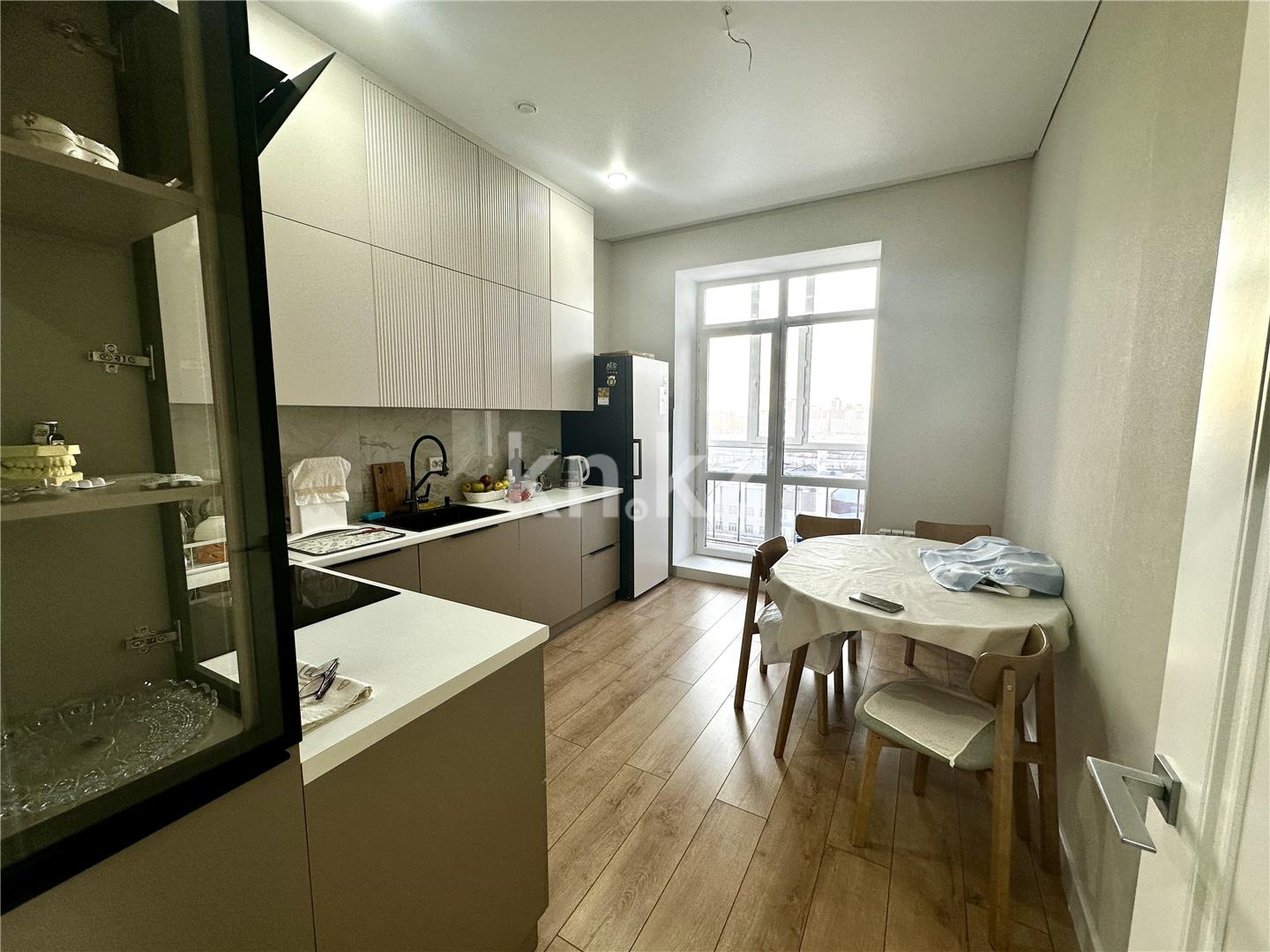 Продажа 3-комнатной квартиры, 97 м², пр. Шахтеров, дом  68 в Караганде