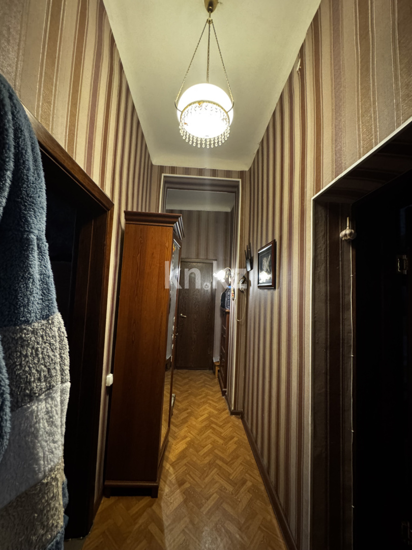 Продажа 2-комнатной квартиры, 55.7 м², ул. Богенбай батыра, дом  136 в Алматы - фото 2