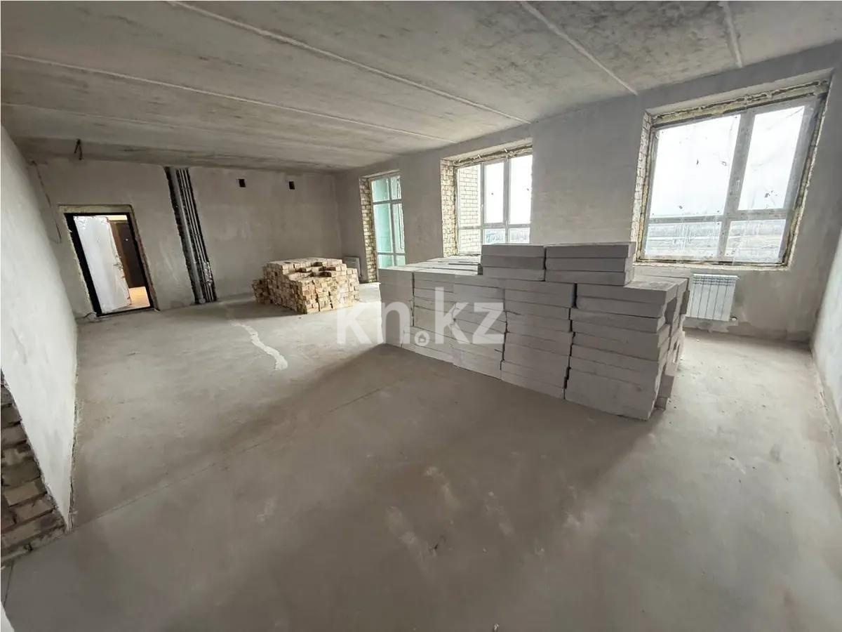 Продажа 3-комнатной квартиры, 77 м² в Караганде