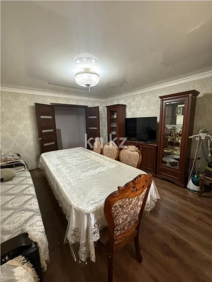 Продажа 4-комнатной квартиры, 74 м² в Караганде