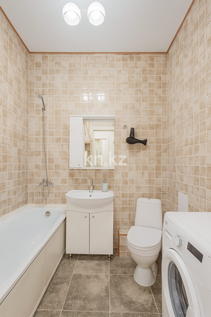 Аренда 1-комнатной квартиры посуточно, 40 м², пр. Кабанбай батыра, дом  29/2 - ул. Сыганак в Астане - фото 11