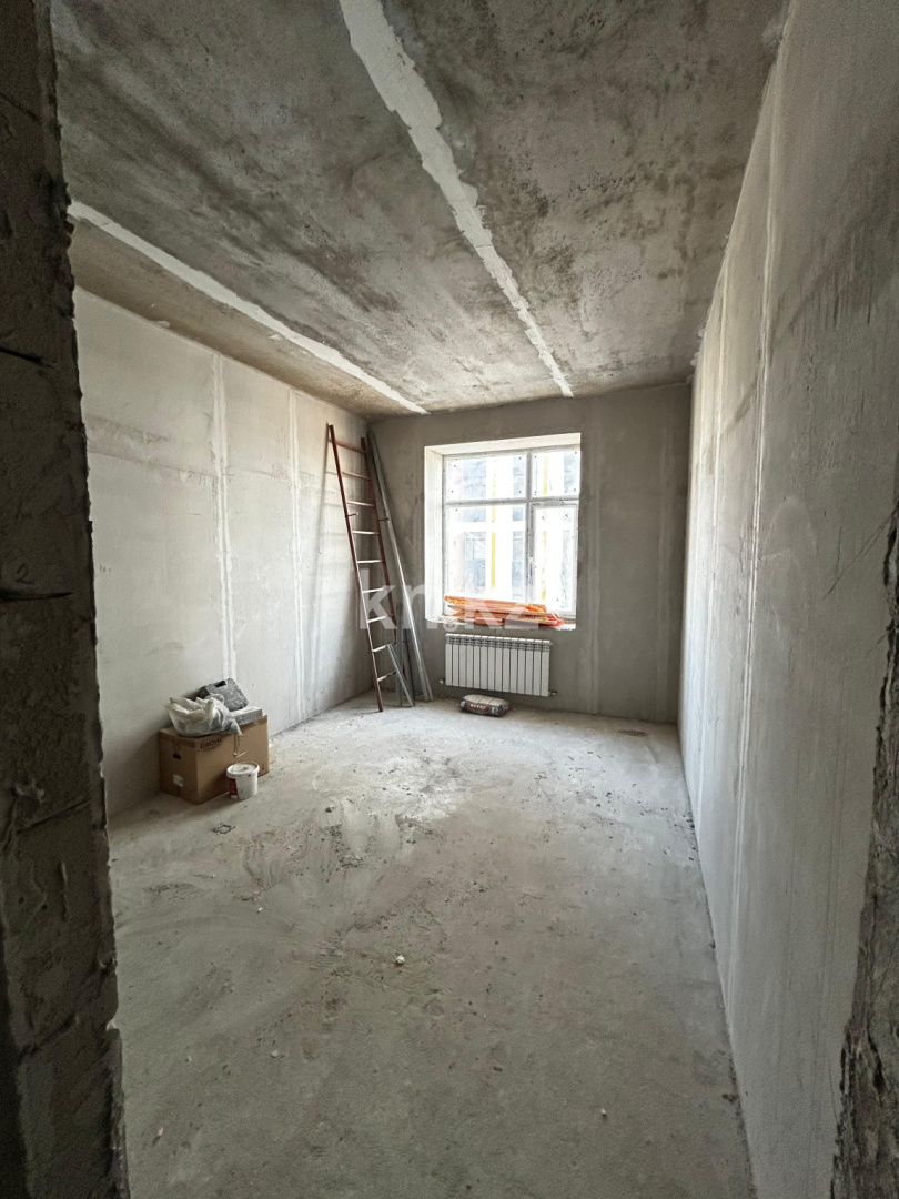 Продажа 3-комнатной квартиры, 92 м², ул. Букетова, дом  3/3 в Караганде - фото 6