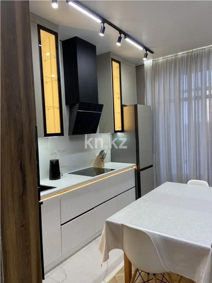 Продажа 3-комнатной квартиры, 90 м², ул. Кенжина, дом  1/1 блок а в Караганде - фото 4