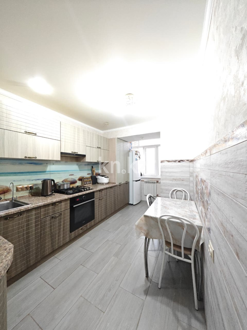 Продажа 4-комнатной квартиры, 78 м², пр. Республики, дом  4 в Караганде - фото 3