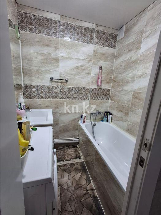 Продажа 3-комнатной квартиры, 64 м², ул. Жекибаева, дом  149 в Караганде - фото 5