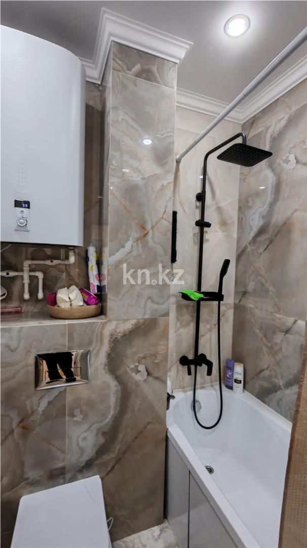 Продажа 3-комнатной квартиры, 97 м², ул. Букетова в Караганде - фото 19
