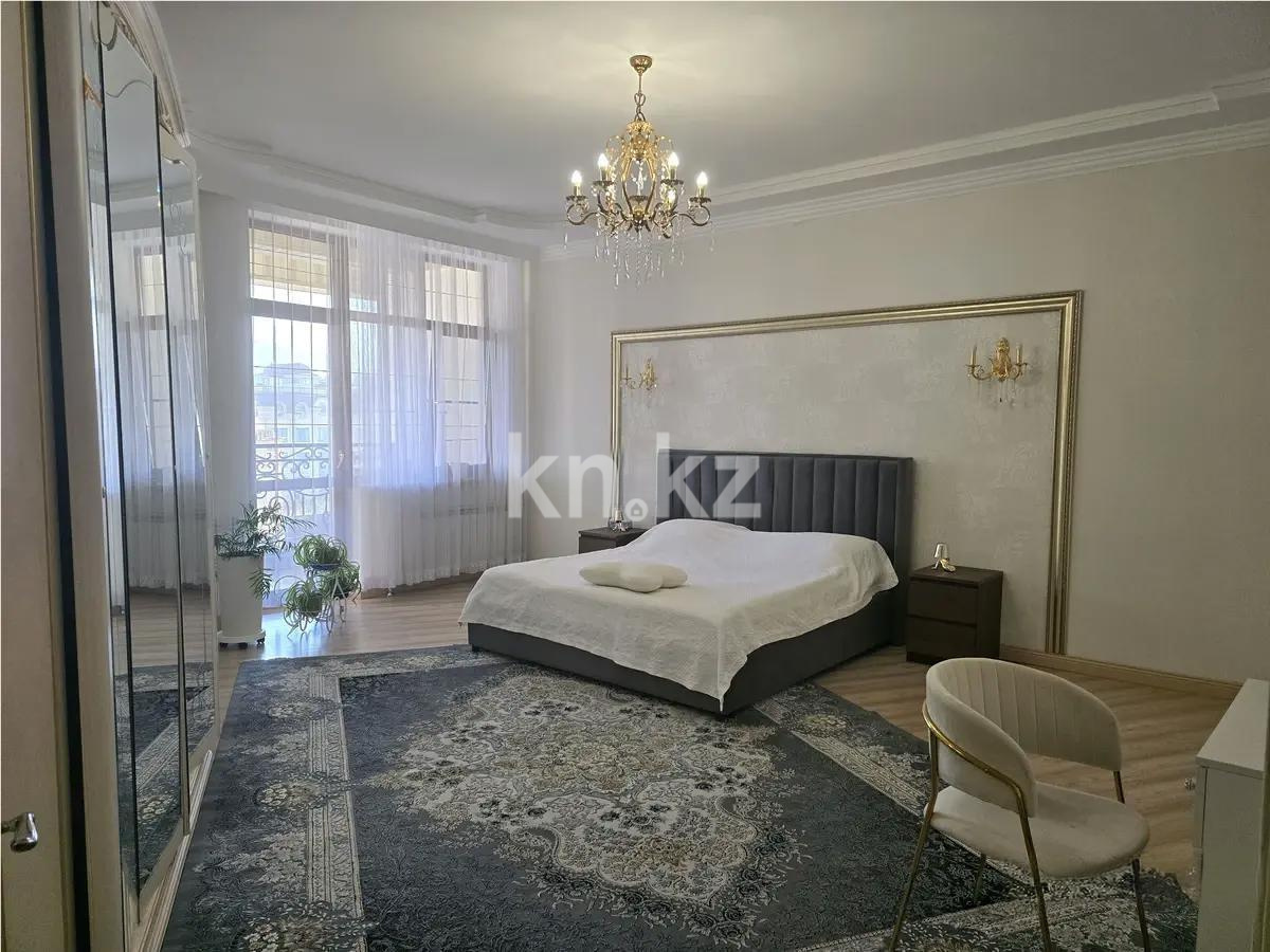 Продажа 3-комнатной квартиры, 190 м², ул. Омаровой, дом  33 в Алматы - фото 2