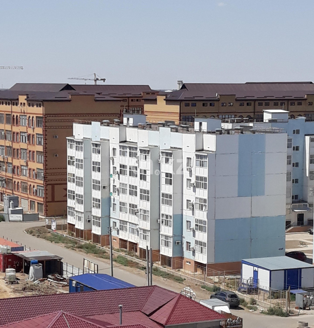 Продажа 1-комнатной квартиры, 35.2 м², Шырайлы проезд, дом  1/2 в Атырау