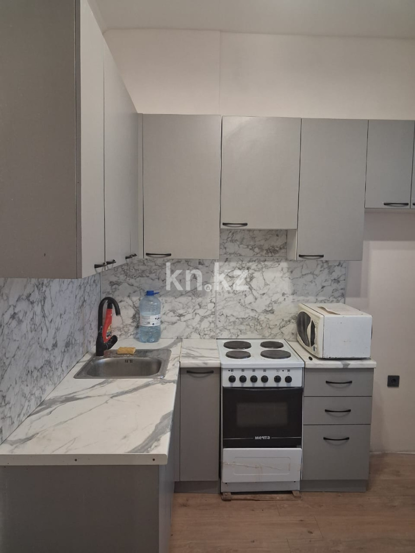 Аренда 2-комнатной квартиры, 57 м² в Астане