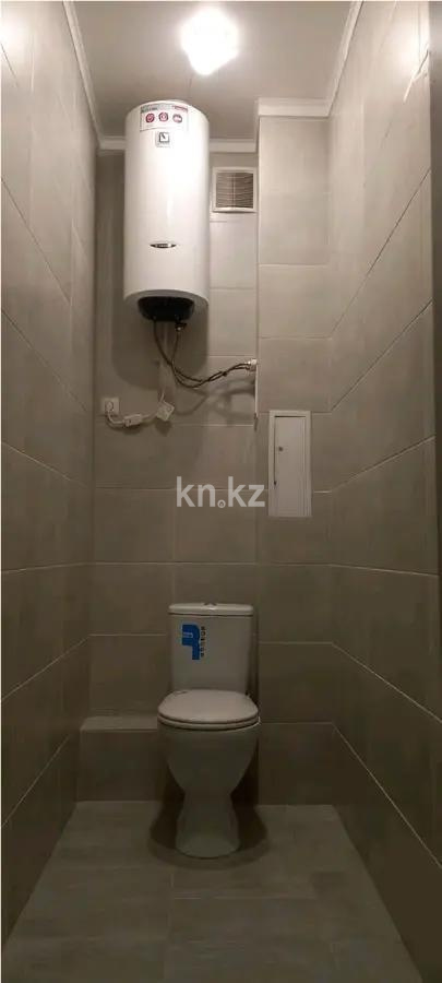 Продажа 3-комнатной квартиры, 90 м², ул. Муканова, дом  49/11 в Караганде - фото 6