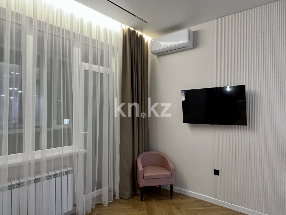 Аренда 1-комнатной квартиры посуточно, 37 м², Сейфуллина, дом  416 - ул. Макатаева в Алматы - фото 10