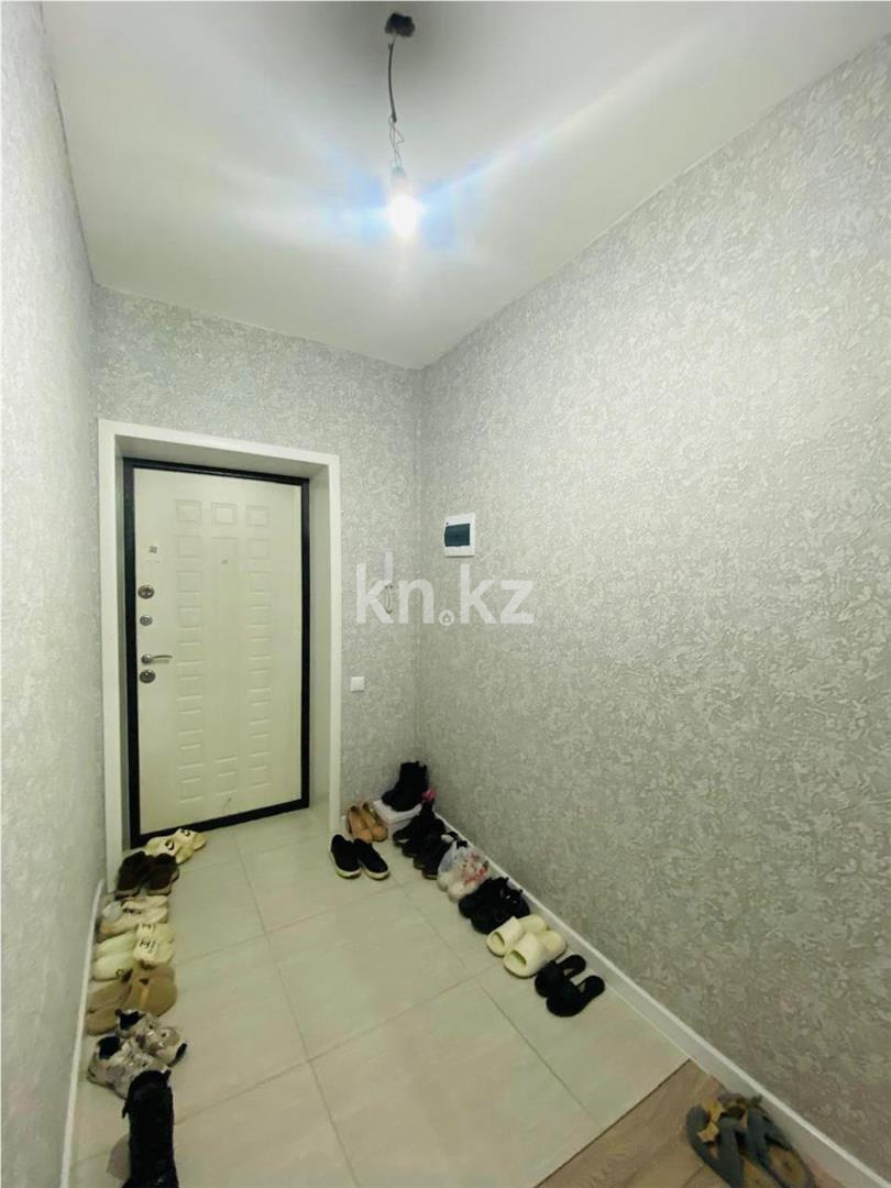 Продажа 3-комнатной квартиры, 68 м², мкр-н Мамраева (Восток-5) в Караганде - фото 10