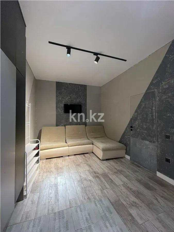 Продажа 2-комнатной квартиры, 39 м², ул. Айтматова, дом  60/1 в Астане