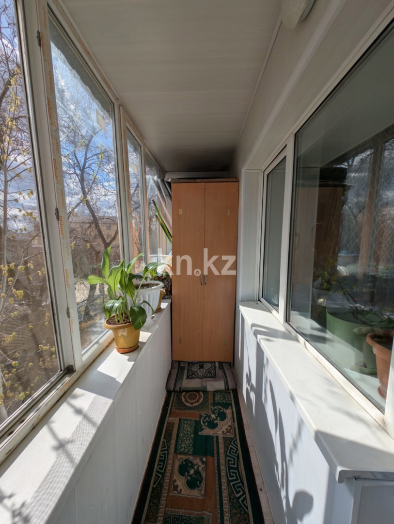 Продажа 3-комнатной квартиры, 53.7 м² в Уральске - фото 2