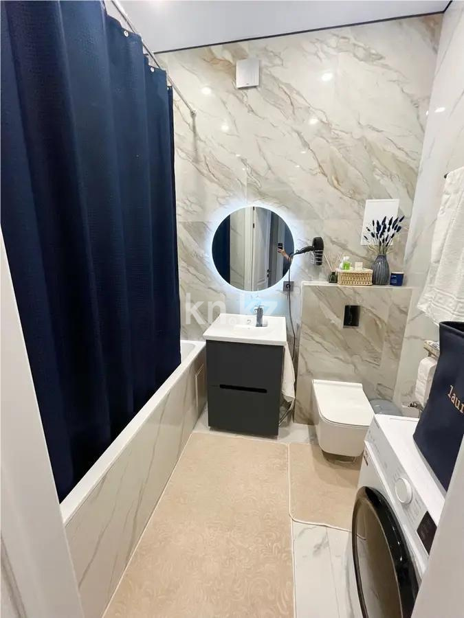 Продажа 2-комнатной квартиры, 45 м², пр. Аль-Фараби, дом  7 в Астане - фото 4