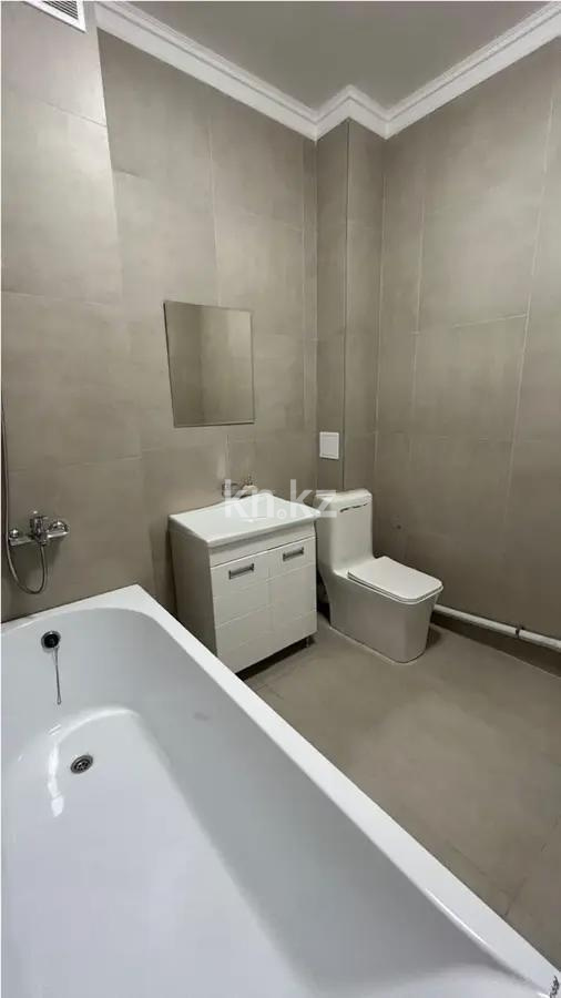 Продажа 2-комнатной квартиры, 65 м² в Алматы - фото 4