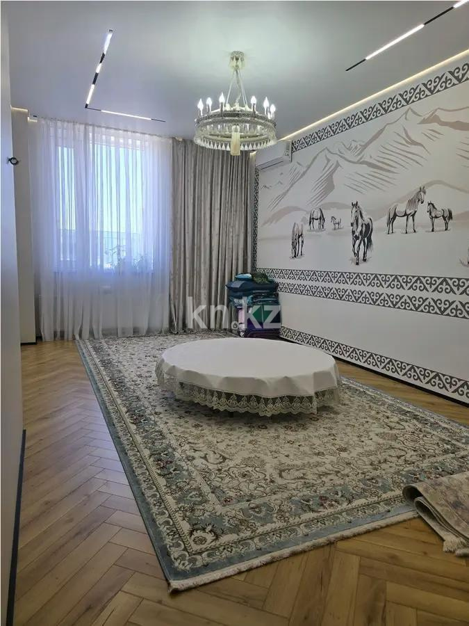 Продажа 4-комнатной квартиры, 112 м² в Астане