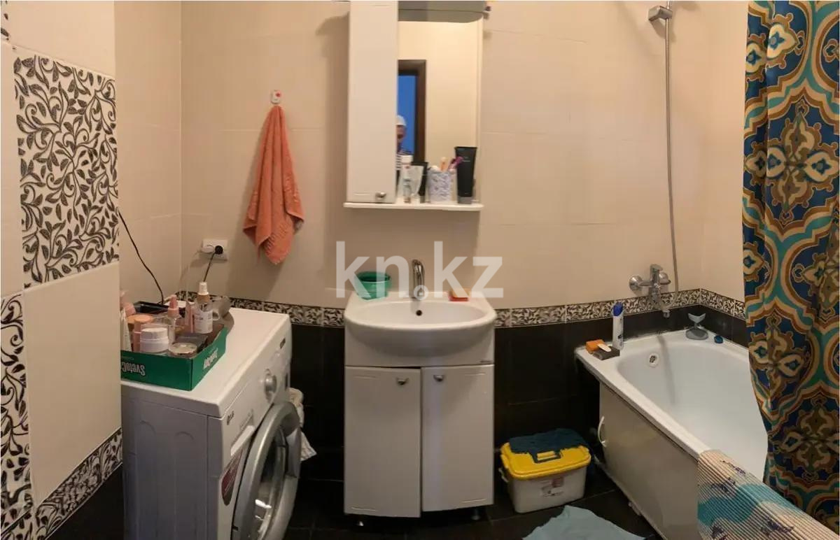 Продажа 2-комнатной квартиры, 65 м², пр. Кудайбердыулы, дом  17 блок 1/10 в Астане - фото 4