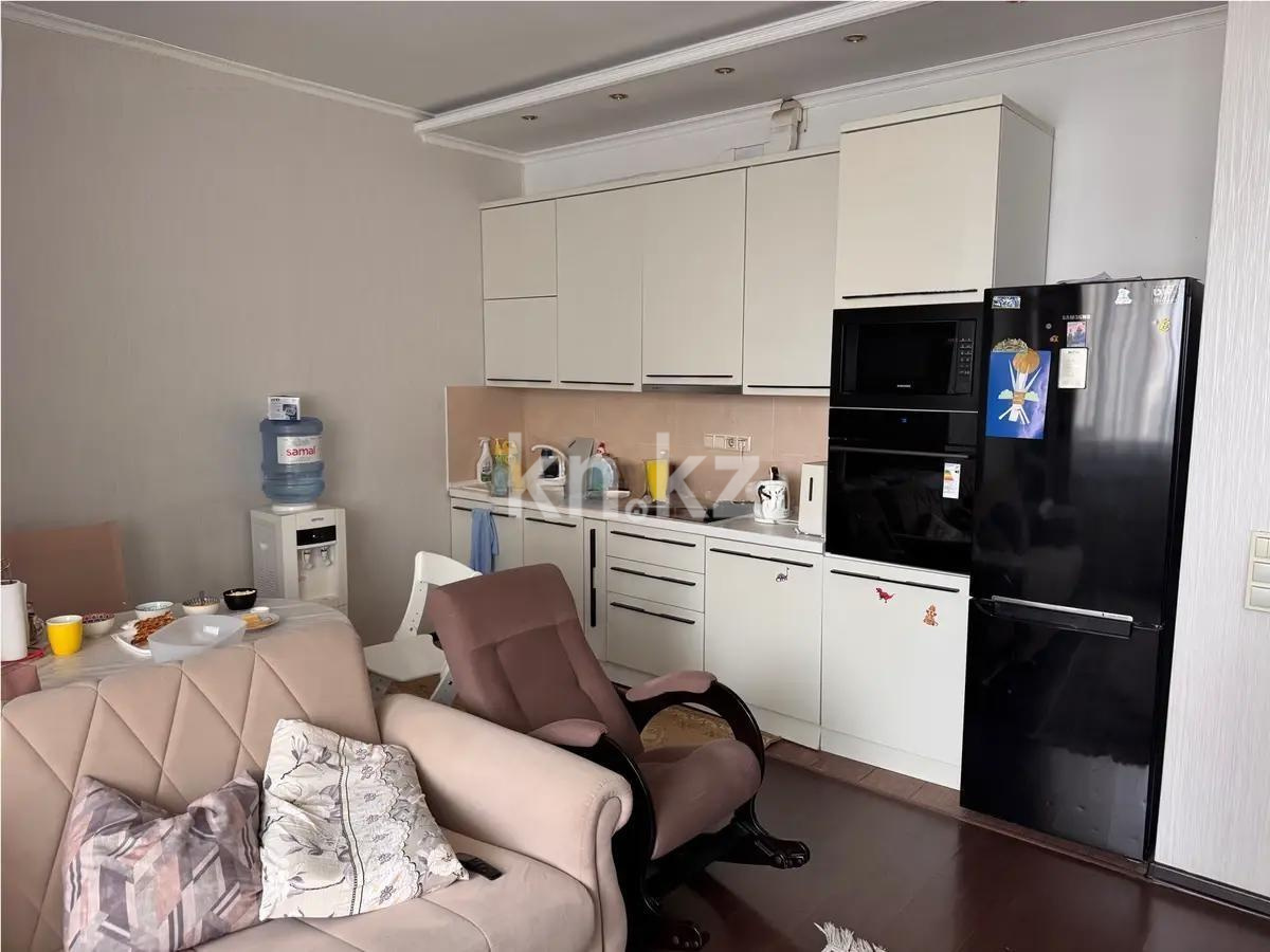 Продажа 3-комнатной квартиры, 74 м², ул. Брусиловского, дом  163 в Алматы - фото 5