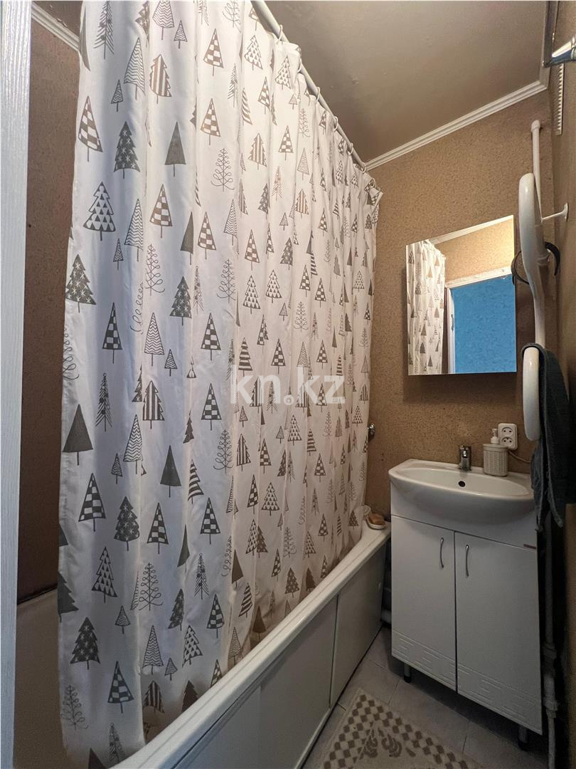 Продажа 3-комнатной квартиры, 61 м², мкр-н 18 в Караганде - фото 7