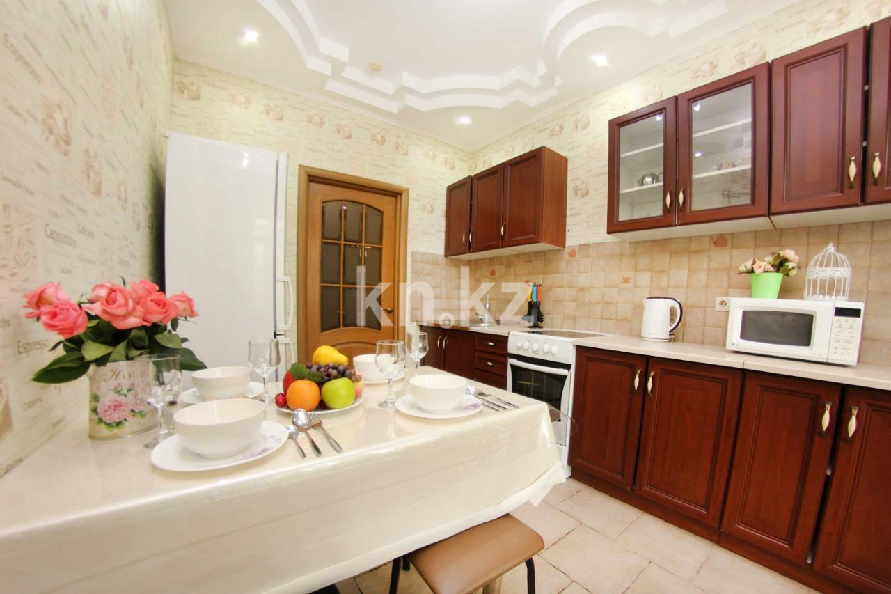 Аренда 3-комнатной квартиры посуточно, 95 м² в Алматы - фото 5