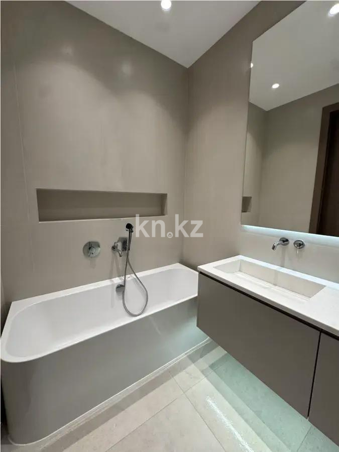 Продажа 3-комнатной квартиры, 125 м² в Алматы - фото 4
